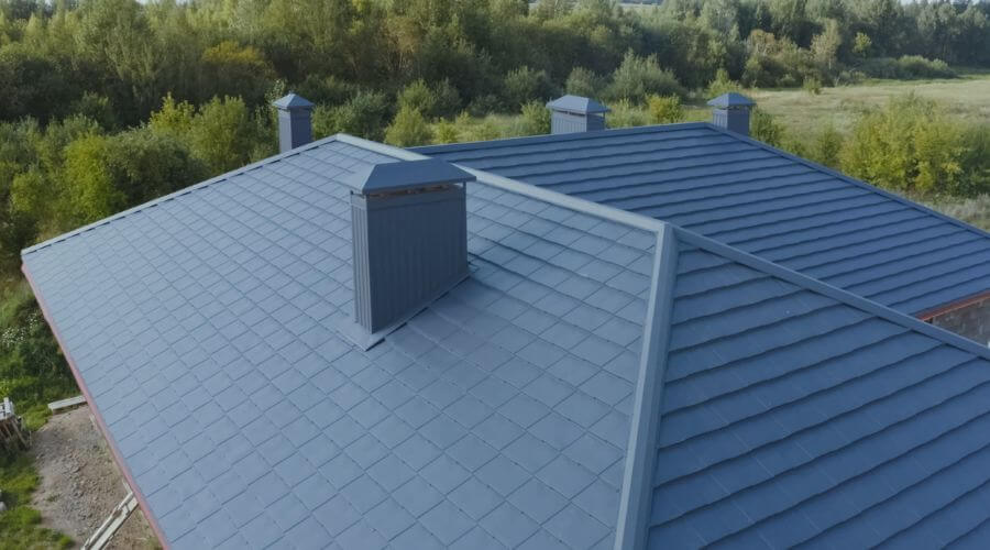 Professional gutter cleaning in Maynard, MA